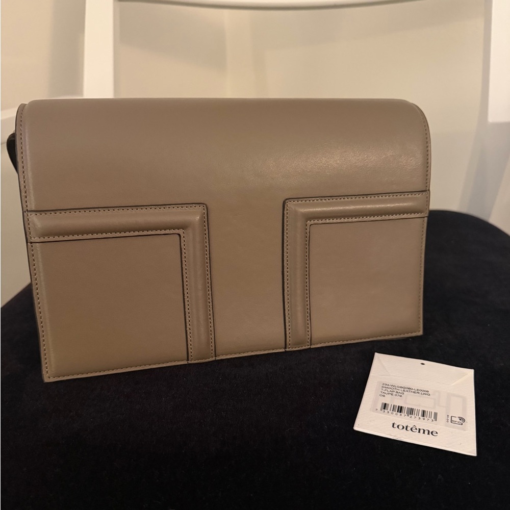 Toteme T-Flap Leather Shoulder Bag Taupe - Picture 3 of 14